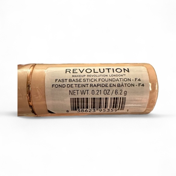 Makeup Revolution Concealer in color F4 - Picture 2 of 4